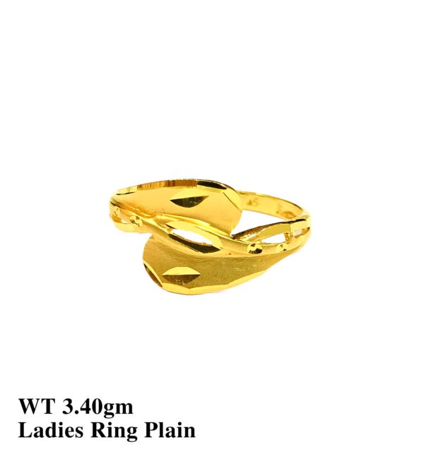 Ladies Plain Ring 46