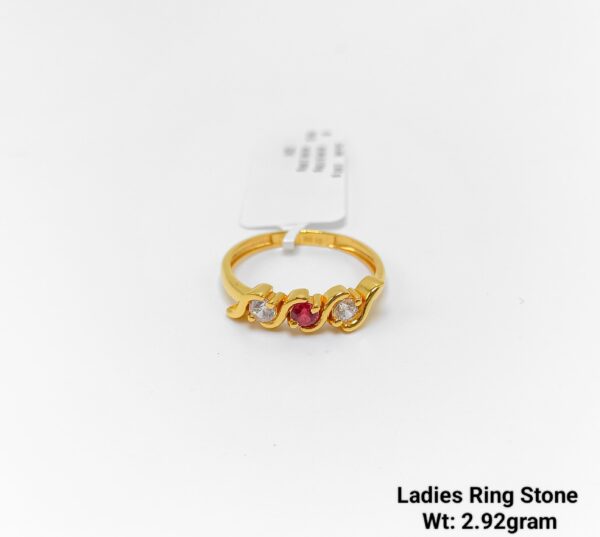 Ladies Stone Ring 37