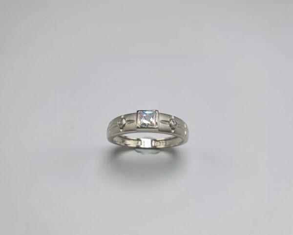 Gent’s Silver Stone Ring 22