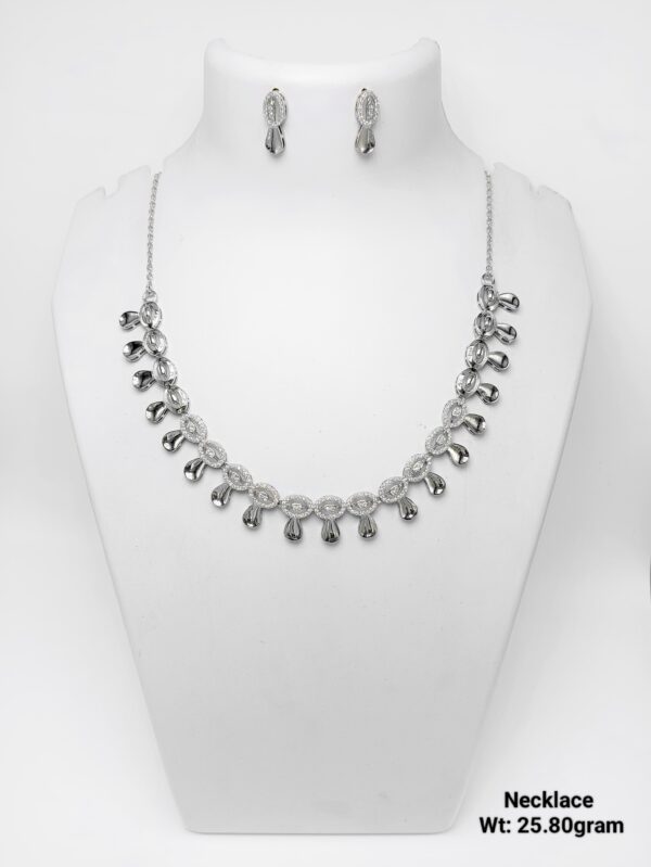 Latest Design 925 Sterling Silver Necklace and Earring Set - 25g