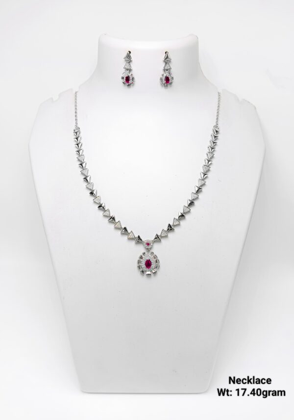 Elegant 925 Sterling Silver Necklace and Earring Set - 17g