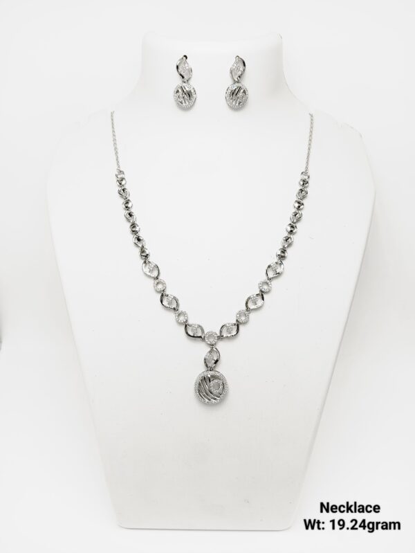 Elegant 925 Sterling Silver Necklace and Earring Set - 19g