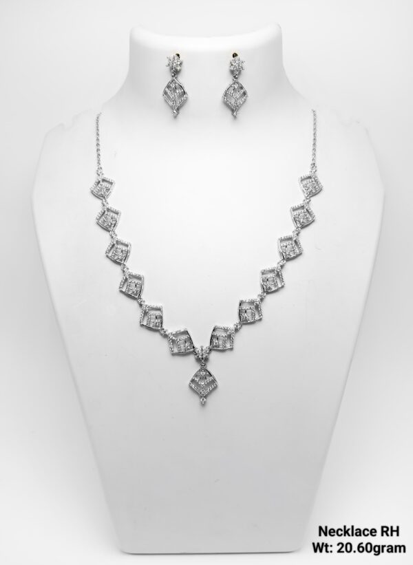 Luxury RH Silver Finish Geometric Pendant Necklace with Matching Studs