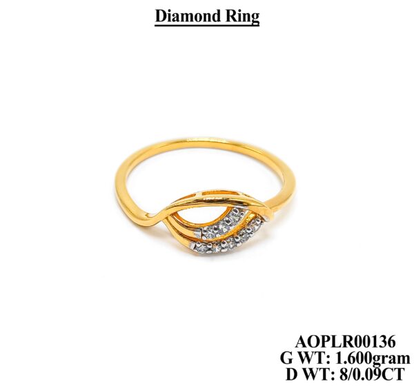 Ladies Diamond Ring in 18KT Yellow Gold 15
