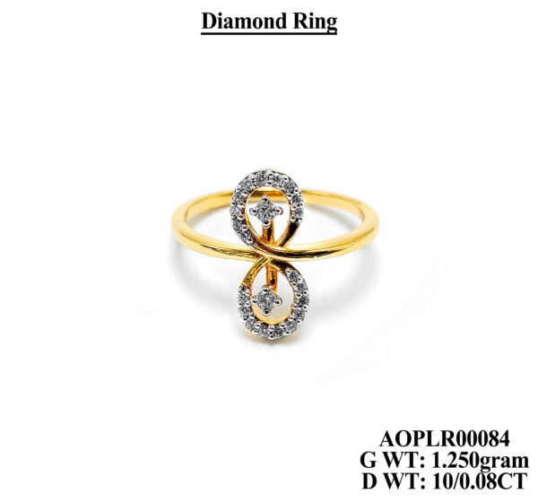 Ladies Diamond Ring in 18KT Yellow Gold 24