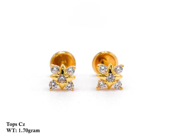 1.70g 14K Yellow Gold Star Cubic Zirconia Stud Earrings