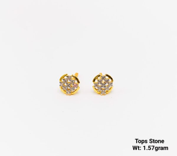Classic Round Floral Cluster Gold Stud Earrings