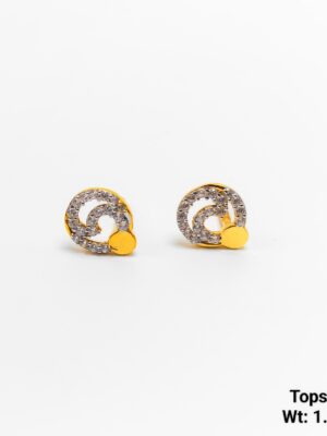 Trendy spiral shaped gold ear tops for western outfit daily wear