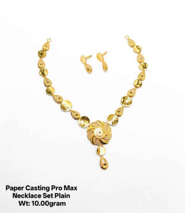 Lightweight Gold Necklace Set for Daily Wear – Paper Casting Design
