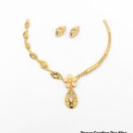 Latest Gold Necklace Set Manufacturer Design – Lightweight Leaf Pattern