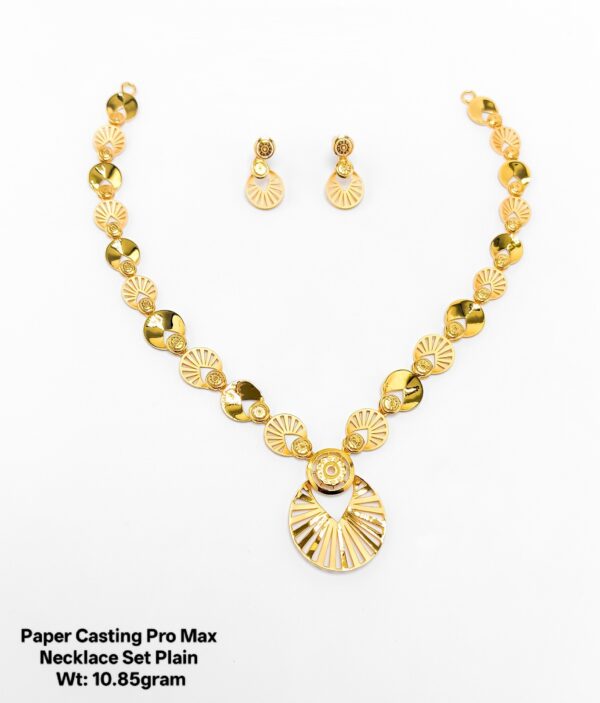 Latest Lightweight Gold Necklace Set – Paper Casting Floral Design for Retailers