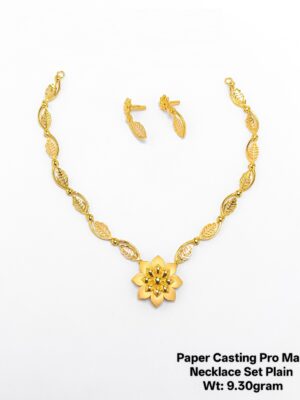 Lightweight 22K Gold Floral Necklace Set - 9.3g Design