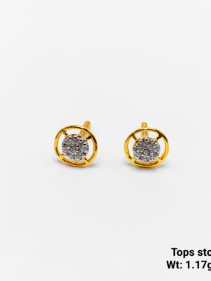 1.17g Open Circle Gold Studs with Central Crystal Cluster Design