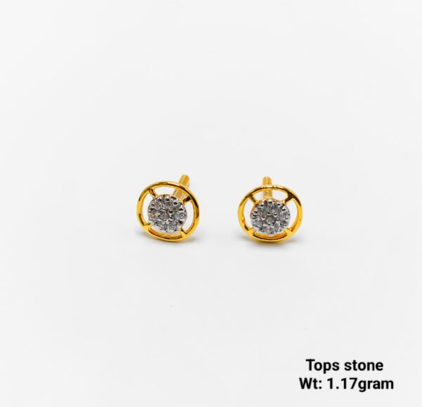 1.17g Open Circle Gold Studs with Central Crystal Cluster Design