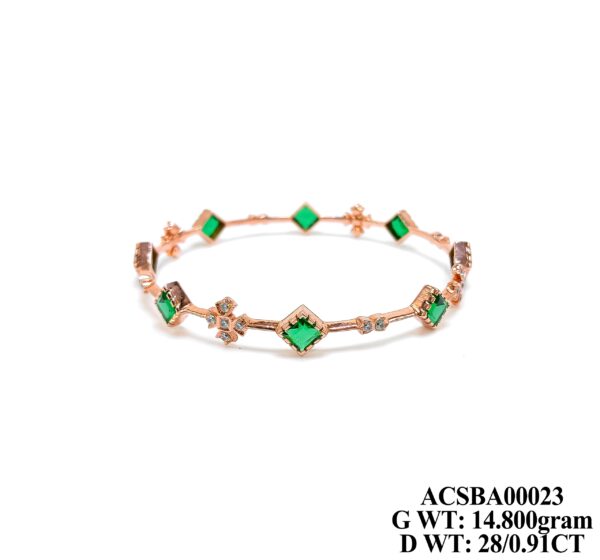 18K Rose Gold Green Square Gemstone Bracelet with 28 Brilliant Diamonds