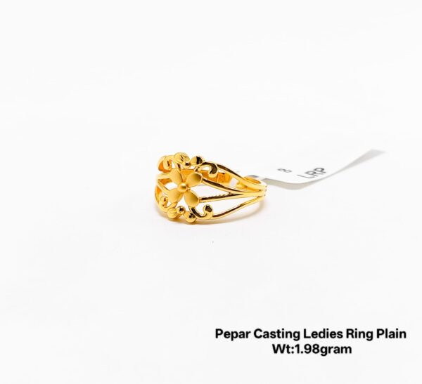 22KT Yellow Gold Floral Filigree Ring - 1.98g Lightweight Design