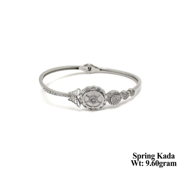 Designer 9.60g Spring Kada - Adjustable Silver Bracelet for Women