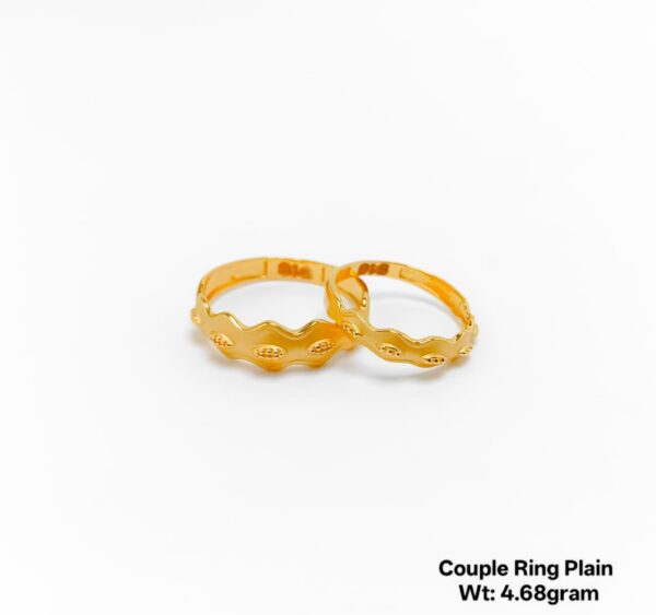 916 Hallmark 22K Yellow Gold Matching Wedding Couple Rings -4.68g