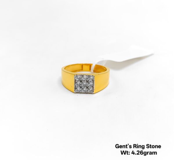 Elegant 22KT Gold Gents Ring Featuring CZ Stone Accents - 4.26g