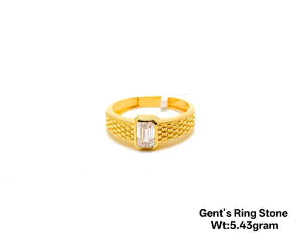 Classic Men's 22KT Gold Stone Ring - Elegant Ribbed Band Design