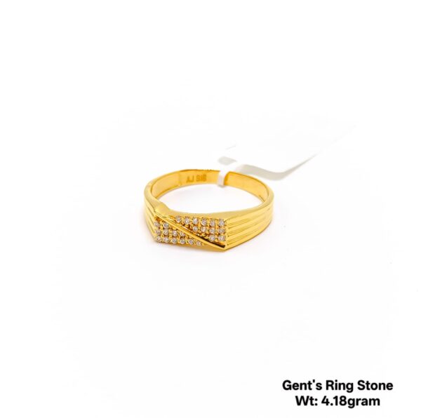 22K Yellow Gold Men's Signet Ring with Sparkling Stone Grid - 4.18g