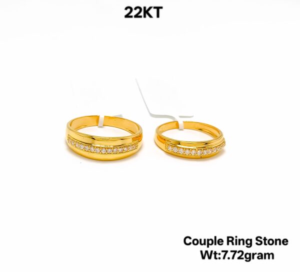 916 Hallmark 22K Yellow Gold Matching Wedding Couple Rings - 7.72g