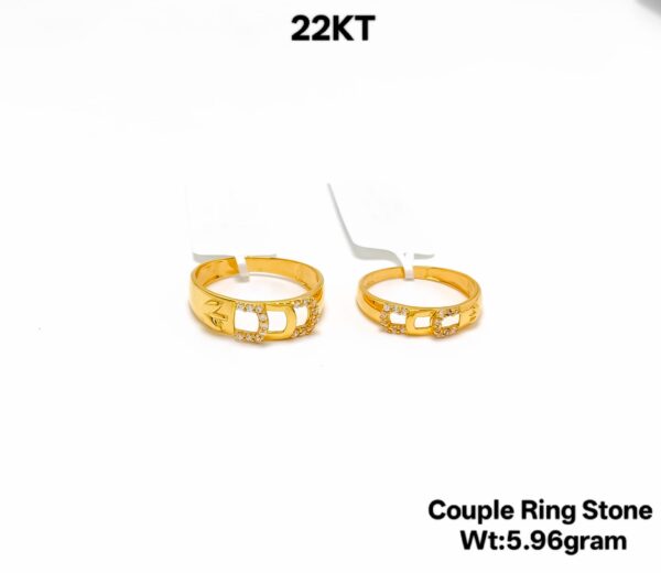 916 Hallmark 22K Yellow Gold Matching Wedding Couple Rings - 5.96g