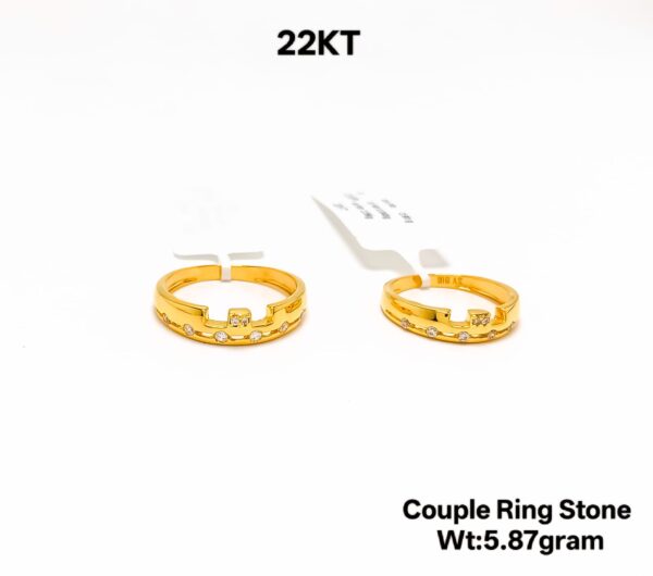 916 Hallmark 22K Yellow Gold Matching Wedding Couple Rings - 5.87g