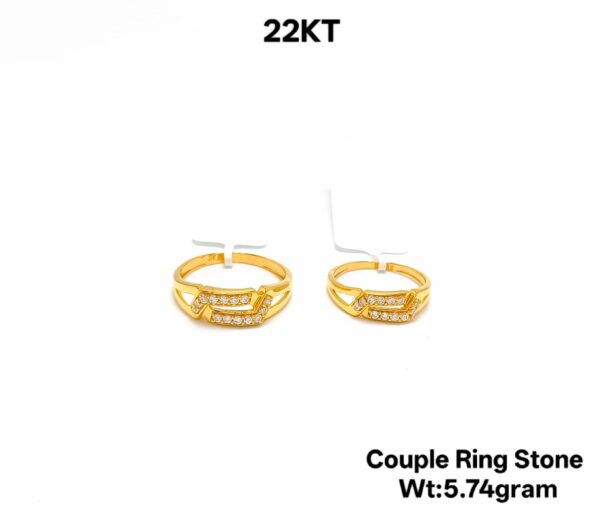 916 Hallmark 22K Yellow Gold Matching Wedding Couple Rings - 5.74g