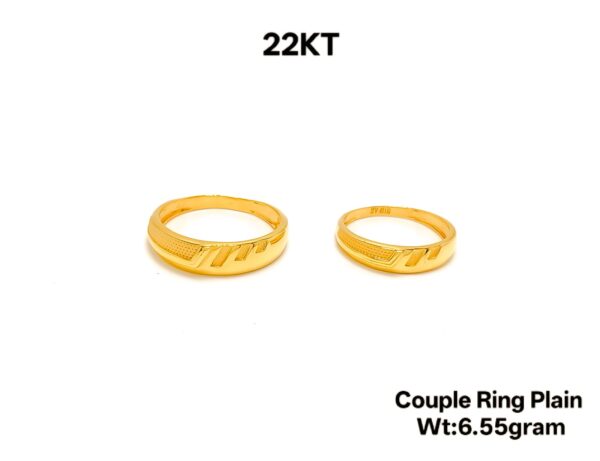 916 Hallmark 22K Yellow Gold Matching Wedding Couple Rings