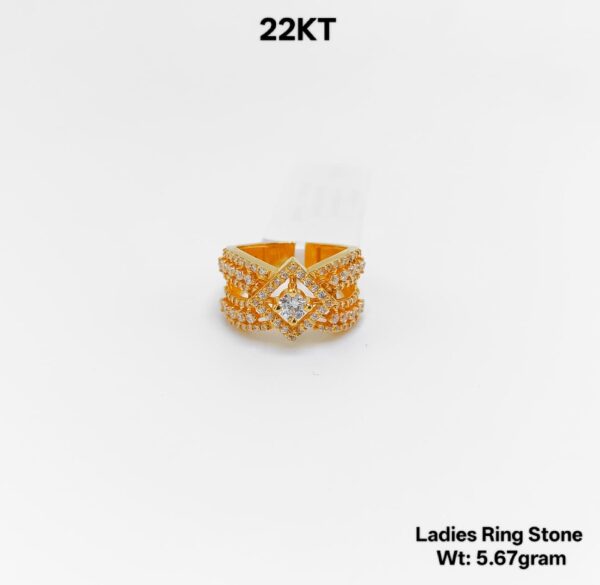 22K Gold Ladies Designer Ring with Shimmering CZ Stones - 5.67g