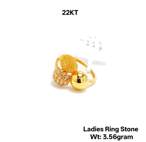 22K Gold Ladies Designer Ring with Shimmering CZ Stones - 3.56g
