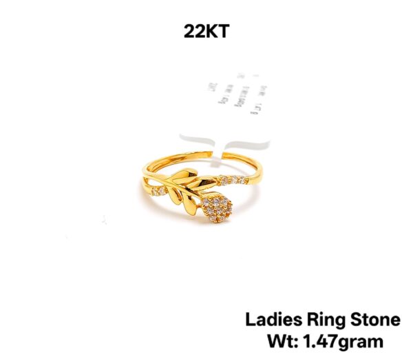 22K Gold Ladies Designer Ring with Shimmering CZ Stones - 1.47g
