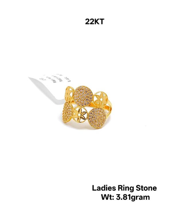 Elegant 22K Yellow Gold Stone Studded Ladies Ring - 3.81g