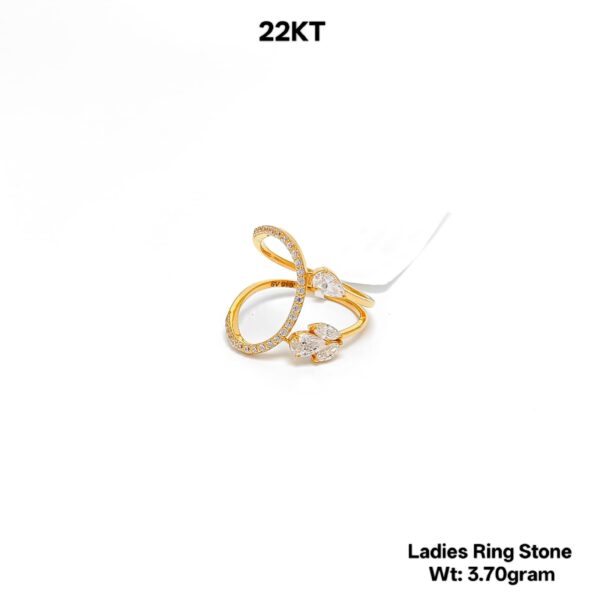 Elegant 22K Yellow Gold Stone Studded Ladies Ring - 3.70g