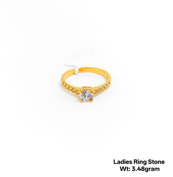 22K Yellow Gold Ring with Sparkling CZ Stones- 3.48g