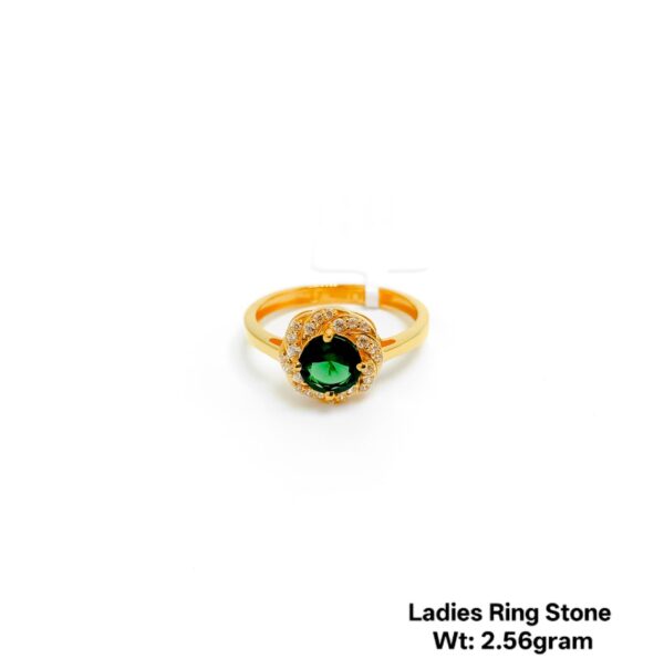 22K Yellow Gold Ring with Sparkling CZ Stones- 2.56g