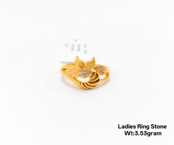 22K Yellow Gold Intricate Lattice Ring with Sparkling White Stones- 3.53g